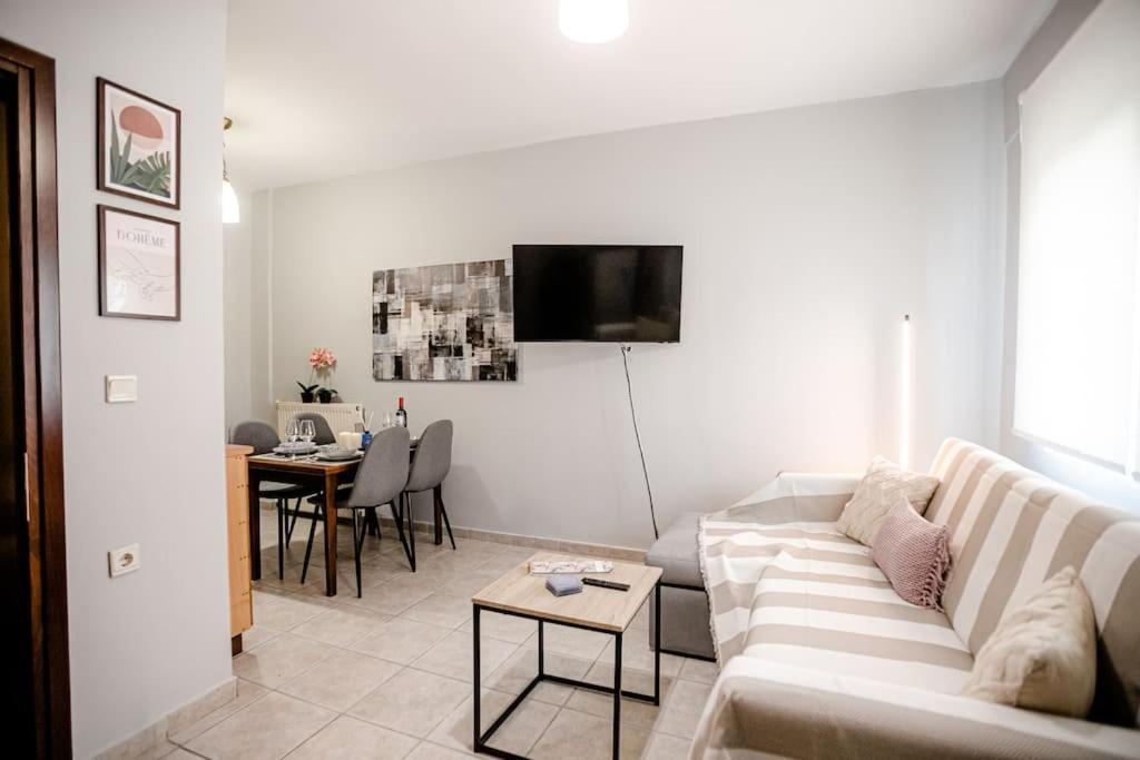Hermes Modern Apartment Alexandroupoli Exterior photo
